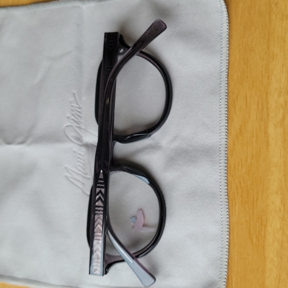 New Maui Jim unisex eyeglasses frames 💯 % Authentic - Picture 5 of 7